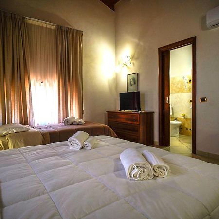 Tenuta Un Posto Al Sole Luxury B&B Rossano Stazione 外观 照片