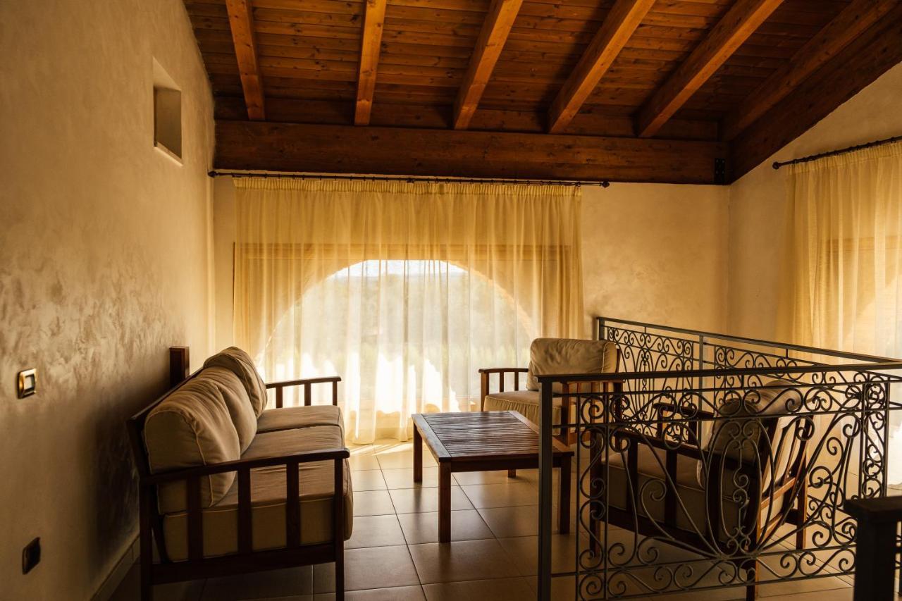 Tenuta Un Posto Al Sole Luxury B&B Rossano Stazione 外观 照片