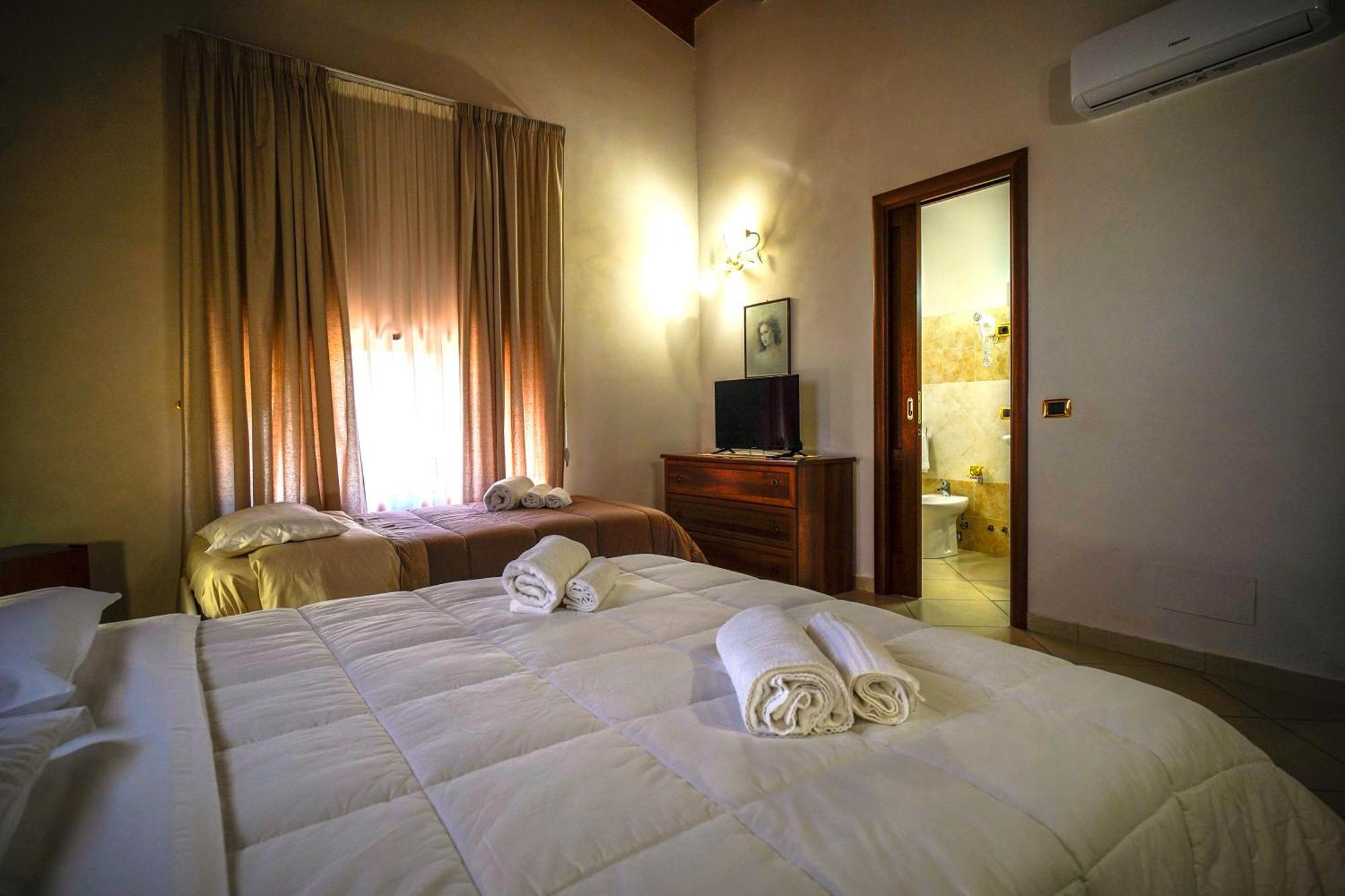 Tenuta Un Posto Al Sole Luxury B&B Rossano Stazione 外观 照片