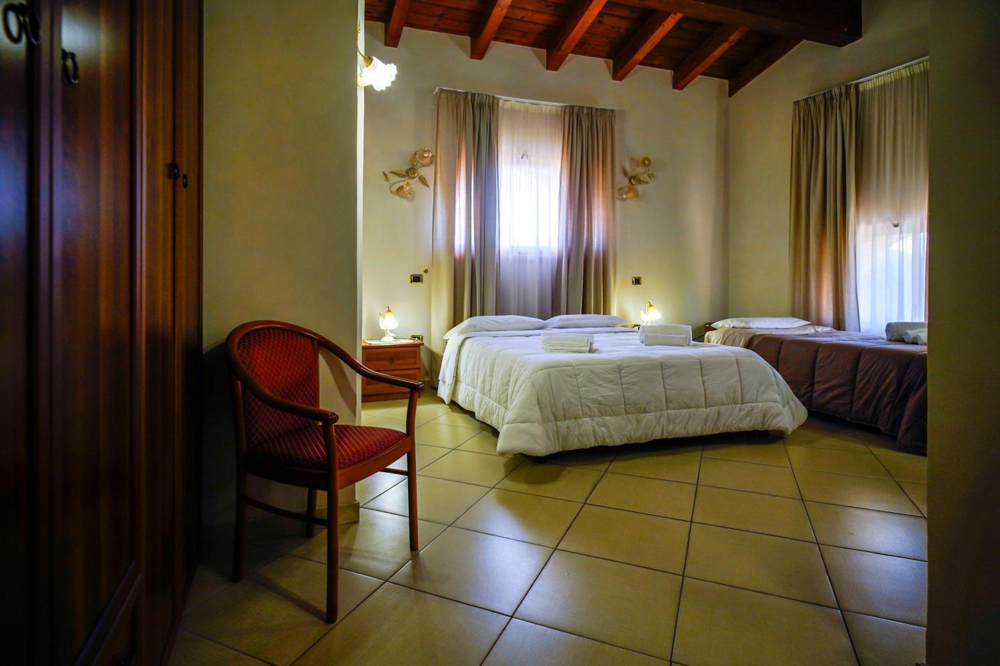 Tenuta Un Posto Al Sole Luxury B&B Rossano Stazione 外观 照片