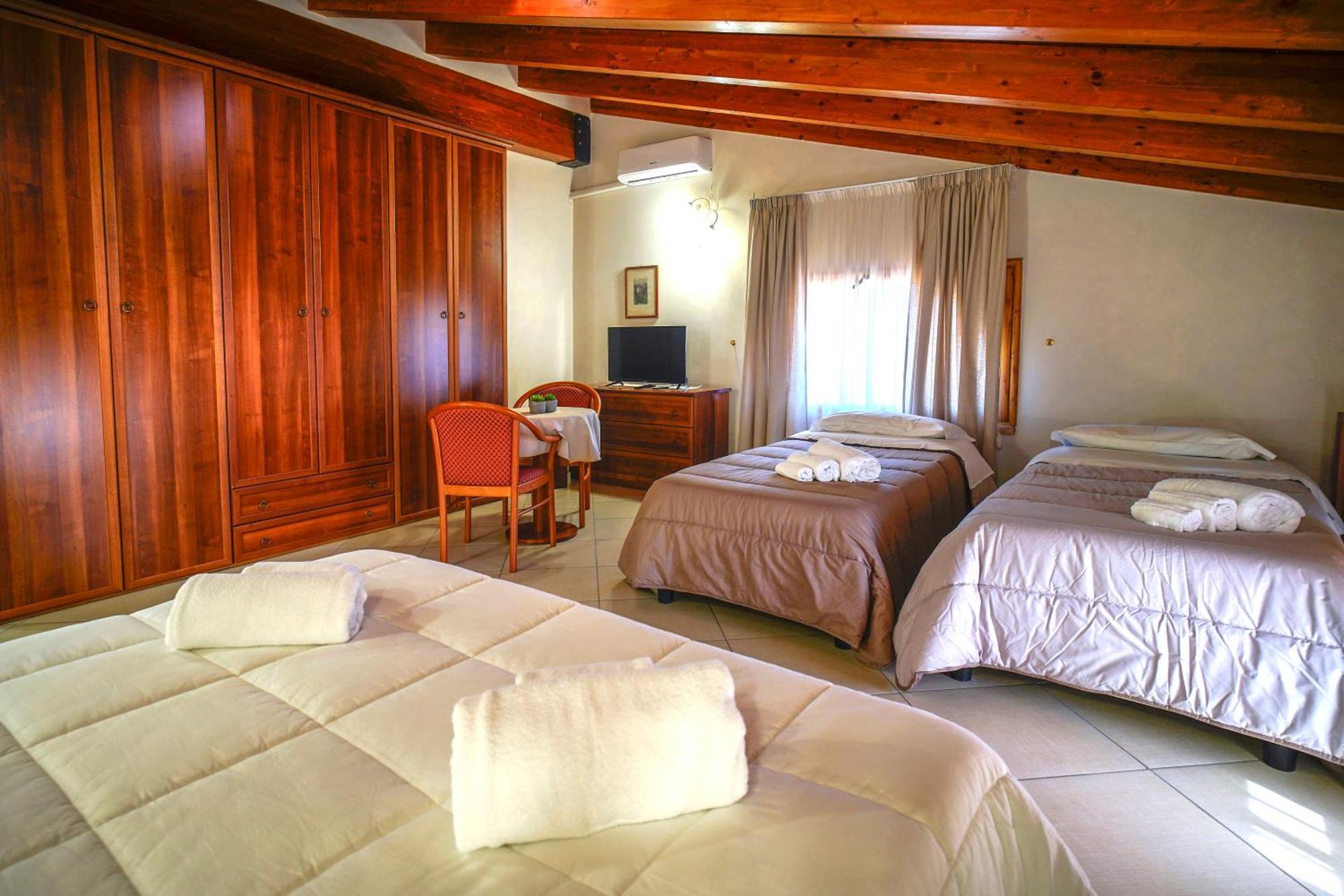 Tenuta Un Posto Al Sole Luxury B&B Rossano Stazione 外观 照片