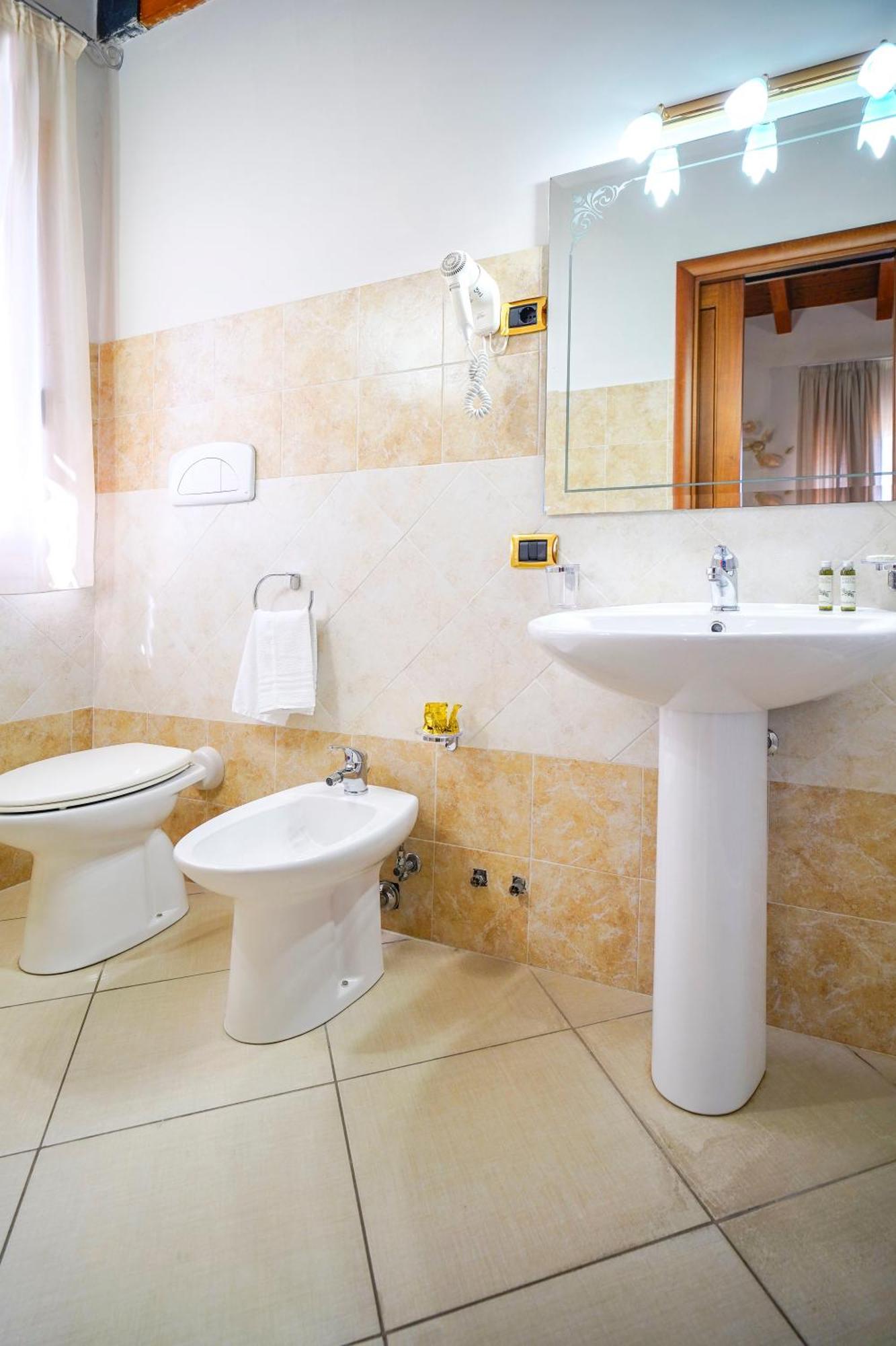 Tenuta Un Posto Al Sole Luxury B&B Rossano Stazione 外观 照片